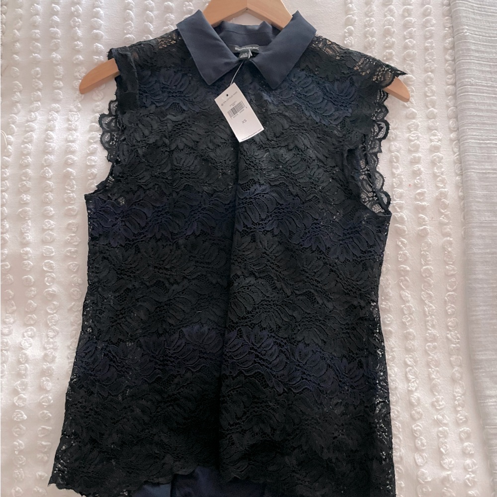 Sleeveless Navy and Black BR lace blouse